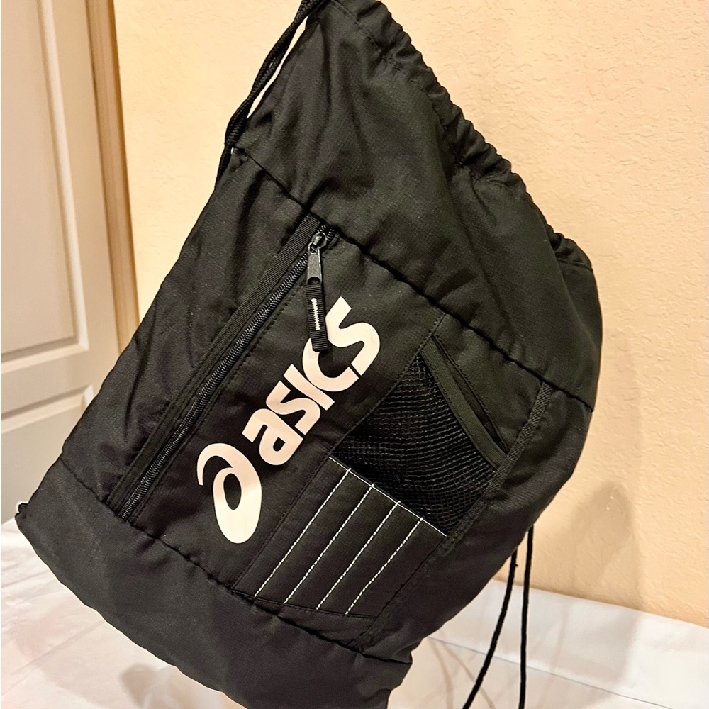Asics Black Drawstring Backpack - Picture 2 of 6